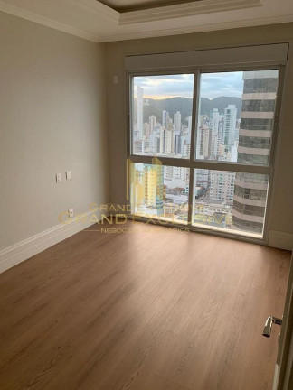 Imagem Apartamento com 4 Quartos à Venda, 317 m² em Centro - Balneário Camboriú Imagem Apartamento com 4 Quartos à Venda, 317 m² em Centro - Balneário Camboriú