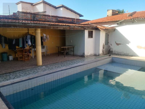 Casa com 4 Quartos à Venda, 300 m² em Tabuba - Caucaia