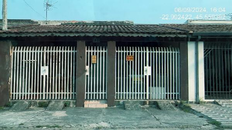 Casa com 2 Quartos à Venda, 177 m² em Guedes - Tremembe