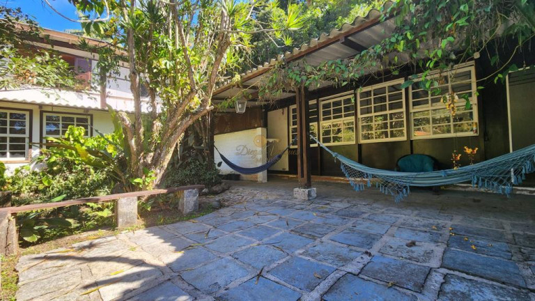 Imagem Casa com 8 Quartos à Venda, 1.700 m² em Albuquerque - Teresópolis
