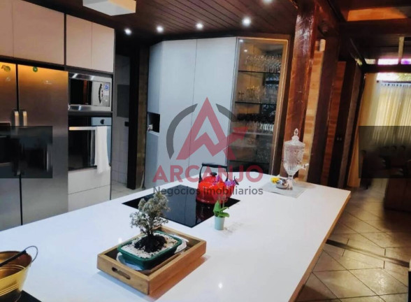 Imagem Casa com 3 Quartos à Venda, 300 m² em Roseira - Mairiporã Imagem Casa com 3 Quartos à Venda, 300 m² em Roseira - Mairiporã