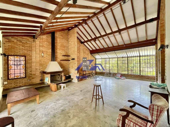 Imagem Casa com 3 Quartos à Venda, 450 m² em Vila Diva - Carapicuíba