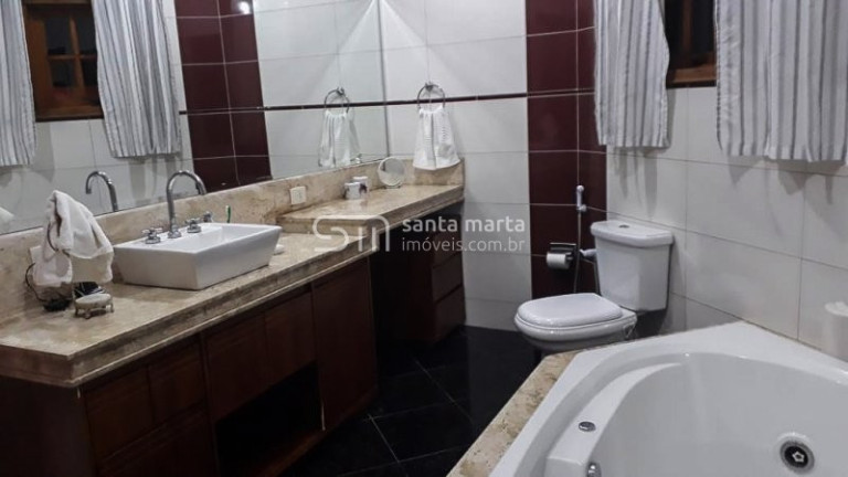 Imagem Sobrado com 3 Quartos à Venda, 250 m² em Olaria - Lorena