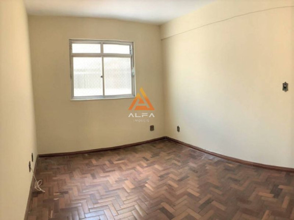 Imagem Cobertura com 3 Quartos à Venda, 205 m²