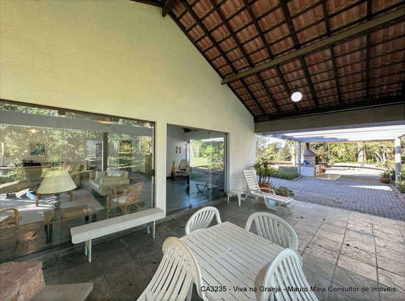 Imagem Casa com 3 Quartos à Venda, 10.490 m² em Chácara Dos Junqueiras - Carapicuíba