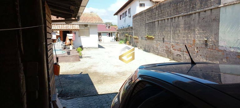 Imagem Casa com 2 Quartos à Venda, 100 m² em Centro - Tijucas