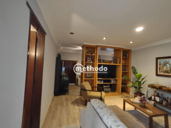 Imagem Casa com 5 Quartos à Venda, 242 m² em Parque São Quirino - Campinas Imagem Casa com 5 Quartos à Venda, 242 m² em Parque São Quirino - Campinas