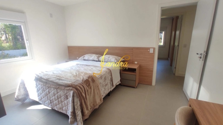 Imagem Casa com 4 Quartos à Venda, 210 m² em Centro - Xangri-la