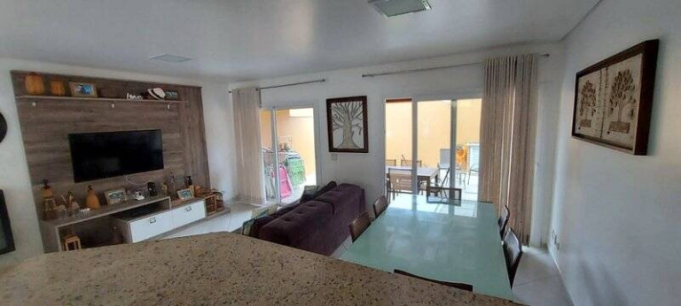 Imagem Casa com 4 Quartos à Venda, 230 m² em Peruíbe