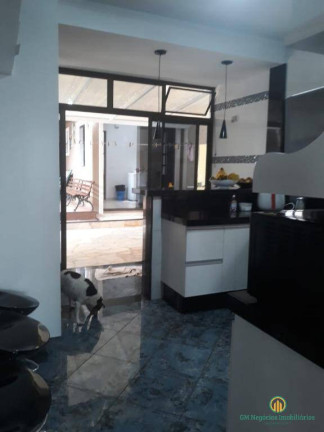 Imagem Casa de Condomínio com 3 Quartos à Venda, 168 m² em Jardim Caiapiá - Cotia