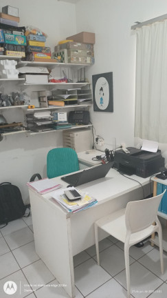 Imagem Casa com 3 Quartos à Venda, 167 m² em Horto - Teresina