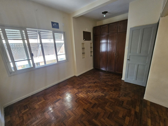 Imagem Casa com 3 Quartos à Venda, 200 m² em Embaré - Santos