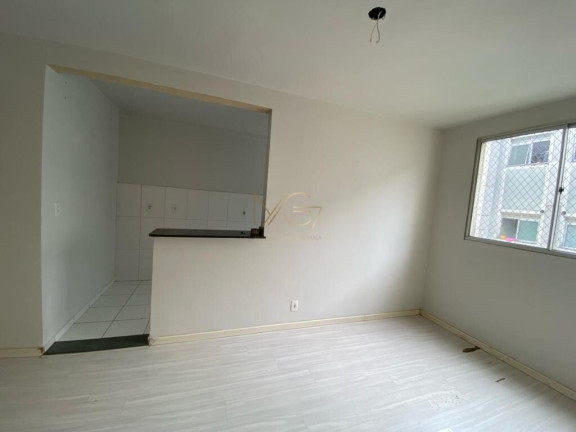 Imagem Apartamento com 2 Quartos à Venda, 50 m² em Pinheirinho - Curitiba