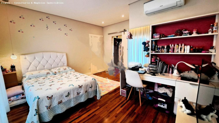 Imagem Casa de Condomínio com 5 Quartos à Venda, 407 m² em Alphaville - Santana De Parnaíba Imagem Casa de Condomínio com 5 Quartos à Venda, 407 m² em Alphaville - Santana De Parnaíba