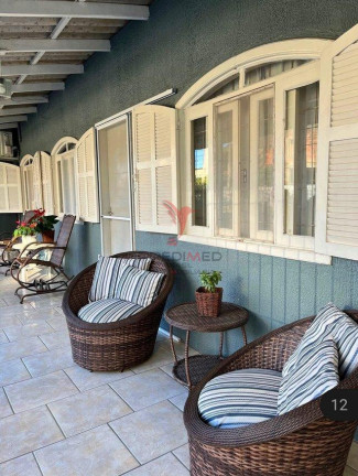 Imagem Casa com 3 Quartos à Venda, 140 m² em Centro - Penha