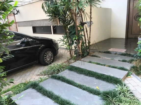 Imagem Casa com 4 Quartos à Venda, 600 m² em Jardim Guedala - São Paulo