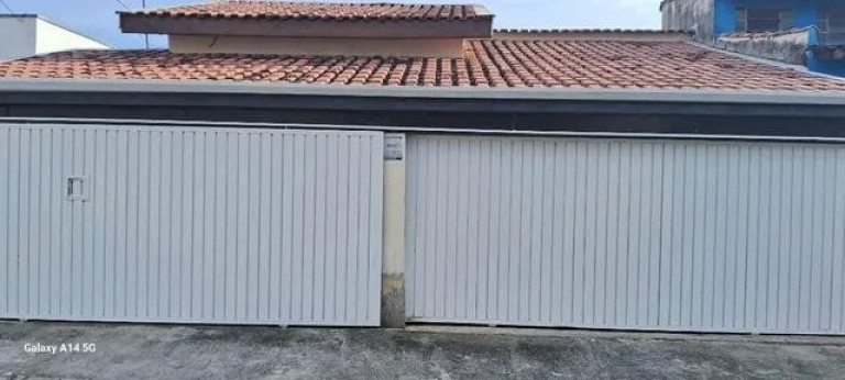 Imagem Casa com 3 Quartos à Venda, 215 m² em Santana - Pindamonhangaba