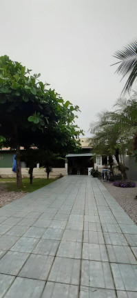 Imagem Casa com 3 Quartos à Venda, 168 m² em Universitário - Tijucas