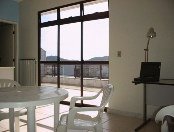 Imagem Cobertura com 4 Quartos para Temporada, em Centro - Cabo Frio Imagem Cobertura com 4 Quartos para Temporada, em Centro - Cabo Frio
