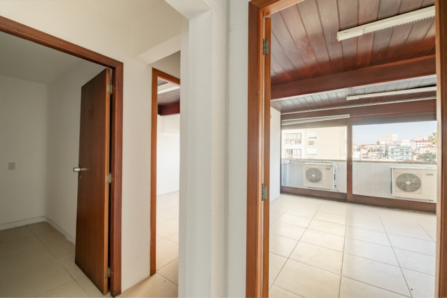 Imagem Sala Comercial à Venda, 320 m² em Petrópolis - Porto Alegre Imagem Sala Comercial à Venda, 320 m² em Petrópolis - Porto Alegre