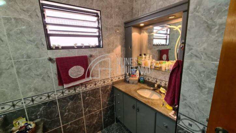 Imagem Casa com 4 Quartos à Venda, 337 m² em Embaré - Santos