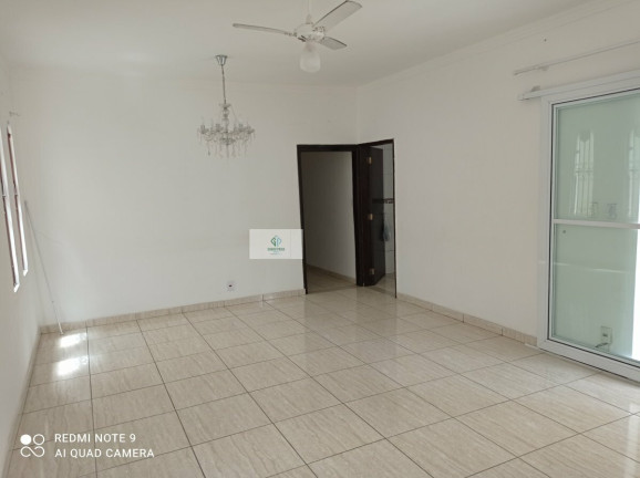 Imagem Casa com 3 Quartos à Venda, 250 m² em Enseada - Guarujá