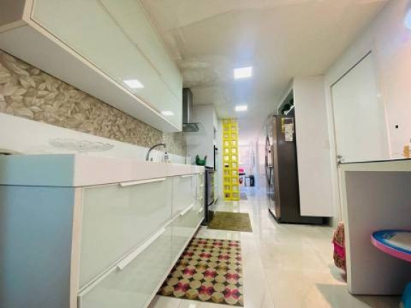 Imagem Imóvel com 4 Quartos à Venda, 230 m² em Praia Do Canto - Vitória Imagem Imóvel com 4 Quartos à Venda, 230 m² em Praia Do Canto - Vitória