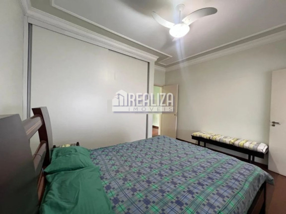 Imagem Sobrado com 4 Quartos à Venda, 337 m² em Vila Olímpica - Uberaba Imagem Sobrado com 4 Quartos à Venda, 337 m² em Vila Olímpica - Uberaba