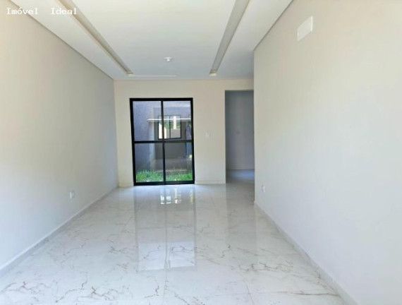 Imagem Casa com 3 Quartos à Venda, 126 m² em Uberaba - Curitiba Imagem Casa com 3 Quartos à Venda, 126 m² em Uberaba - Curitiba