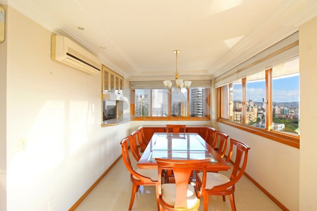 Imagem Apartamento com 3 Quartos à Venda, 153 m² em Petrópolis - Porto Alegre