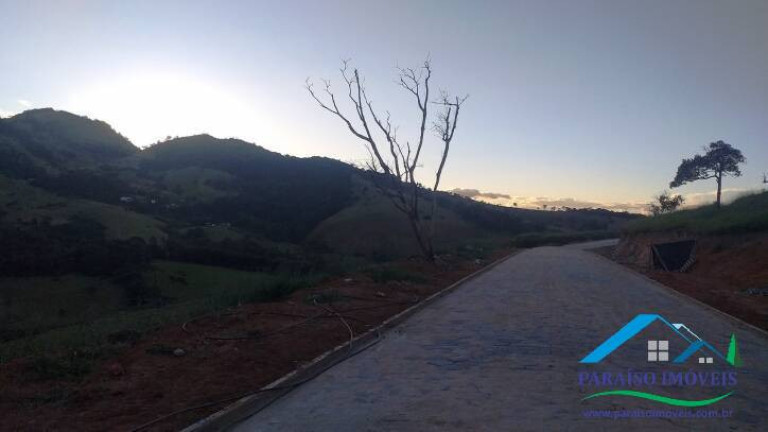 Imagem Terreno à Venda, 295 m² em Centro - Paraisópolis Imagem Terreno à Venda, 295 m² em Centro - Paraisópolis