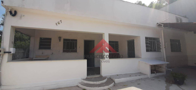 Imagem Casa com 2 Quartos à Venda, 424 m² em Trindade - São Gonçalo Imagem Casa com 2 Quartos à Venda, 424 m² em Trindade - São Gonçalo
