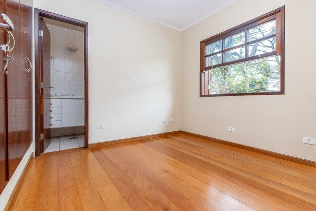 Imagem Casa com 3 Quartos à Venda, 220 m² em Moema - São Paulo