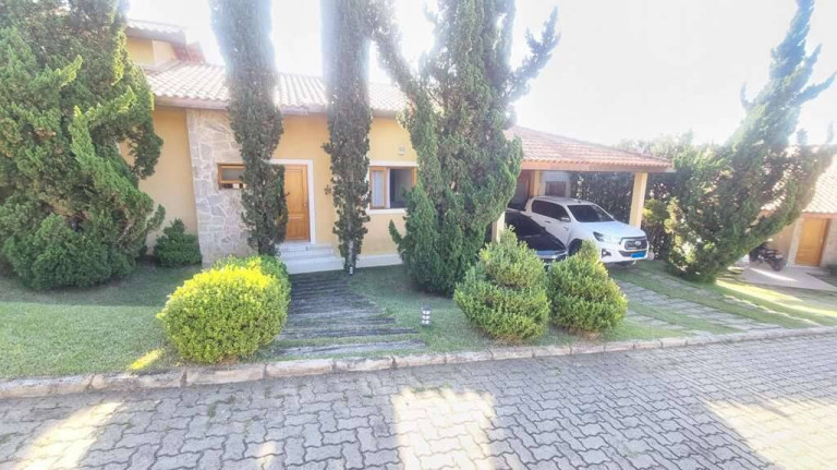 Imagem Casa de Condomínio com 3 Quartos à Venda, 453 m² em Jardim Ana Estela - Carapicuíba