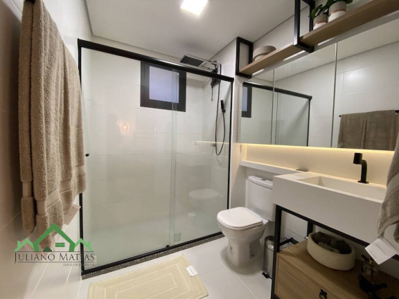 Imagem Apartamento com 3 Quartos à Venda, 140 m² em Praia Da Armação De Itapocorói - Penha Imagem Apartamento com 3 Quartos à Venda, 140 m² em Praia Da Armação De Itapocorói - Penha