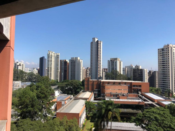 Imagem Imóvel com 3 Quartos à Venda, 242 m² em Vila Suzana - São Paulo