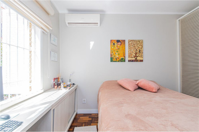 Imagem Apartamento com 2 Quartos à Venda, 60 m² em Menino Deus - Porto Alegre