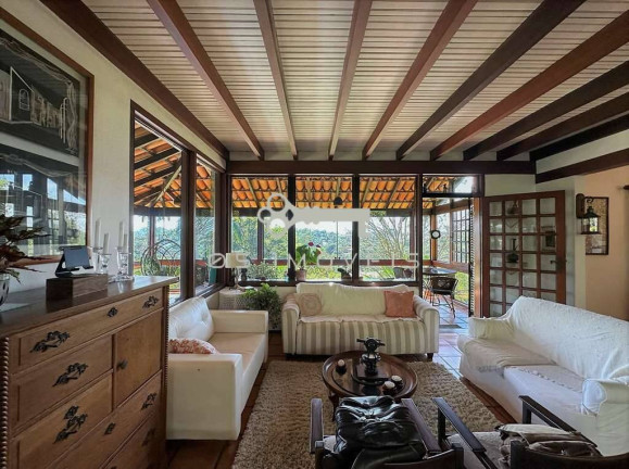 Imagem Casa com 5 Quartos à Venda, em Vila Santo Antônio - Cotia Imagem Casa com 5 Quartos à Venda, em Vila Santo Antônio - Cotia