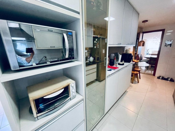 Imagem Imóvel com 3 Quartos à Venda, 172 m² em Praia Da Costa - Vila Velha Imagem Imóvel com 3 Quartos à Venda, 172 m² em Praia Da Costa - Vila Velha