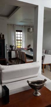 Imagem Casa com 5 Quartos à Venda, 1 m² em Camboinhas - Niterói