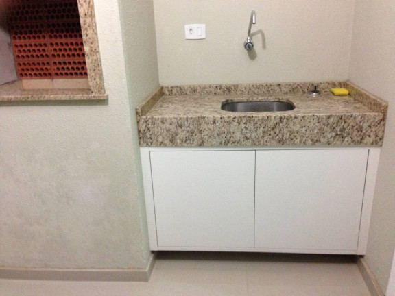 Imagem Casa com 3 Quartos à Venda, 233 m² em Cristo Rei - Curitiba