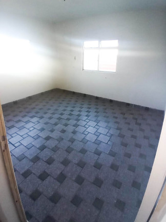 Imagem Casa com 6 Quartos à Venda, 240 m² em Bultrins - Olinda