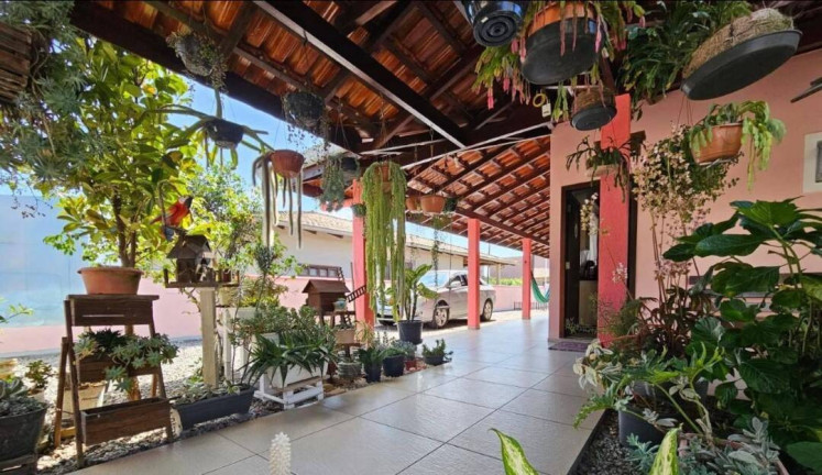 Imagem Casa com 3 Quartos à Venda, 194 m² em Centro - Balneário Barra Do Sul