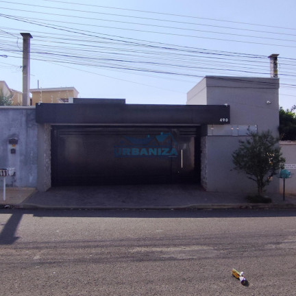 Casa com 3 Quartos à Venda, 200 m² em Jardim Vale Do Sol - Birigui