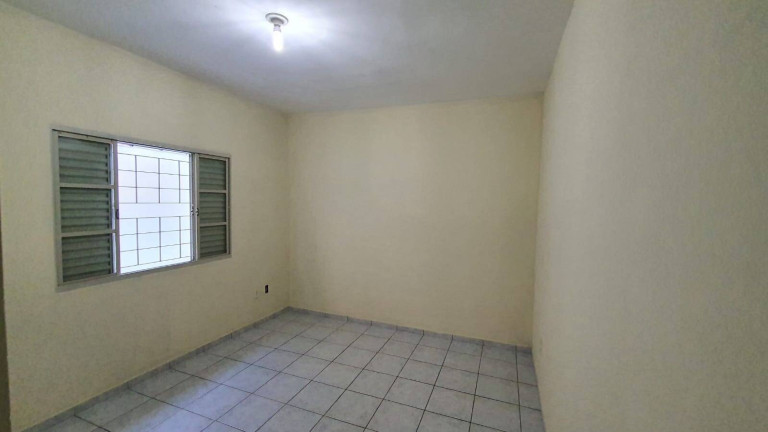 Imagem Casa com 2 Quartos à Venda, 125 m² em Esplanada Independência - Taubaté Imagem Casa com 2 Quartos à Venda, 125 m² em Esplanada Independência - Taubaté
