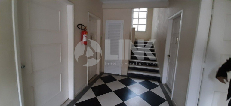 Imagem Apartamento com 3 Quartos à Venda, 85 m² em Menino Deus - Porto Alegre Imagem Apartamento com 3 Quartos à Venda, 85 m² em Menino Deus - Porto Alegre
