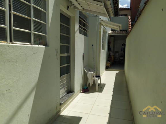 Imagem Sobrado com 4 Quartos à Venda, 248 m² em Vila Vianelo - Jundiaí Imagem Sobrado com 4 Quartos à Venda, 248 m² em Vila Vianelo - Jundiaí