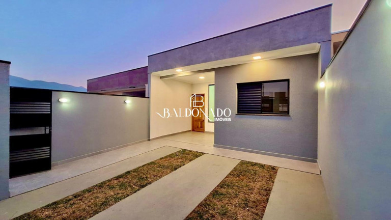 Imagem Casa com 3 Quartos à Venda, 150 m² em Centro - Extrema Imagem Casa com 3 Quartos à Venda, 150 m² em Centro - Extrema