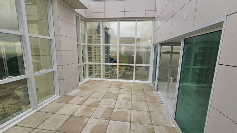 Imagem Cobertura com 4 Quartos à Venda, 301 m² em Pioneiros - Balneário Camboriú Imagem Cobertura com 4 Quartos à Venda, 301 m² em Pioneiros - Balneário Camboriú