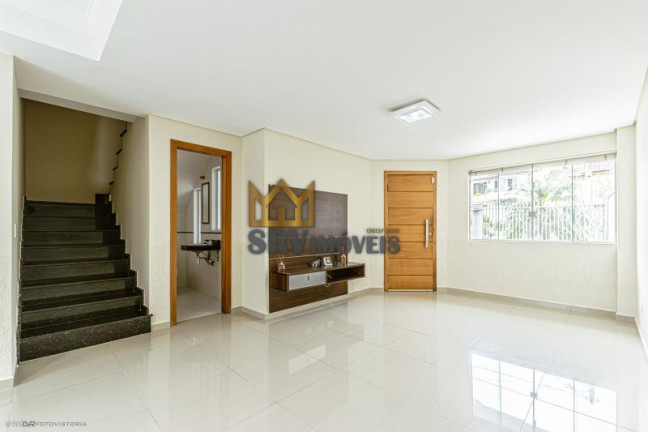 Imagem Sobrado com 2 Quartos à Venda, 213 m² em Boa Vista - Curitiba